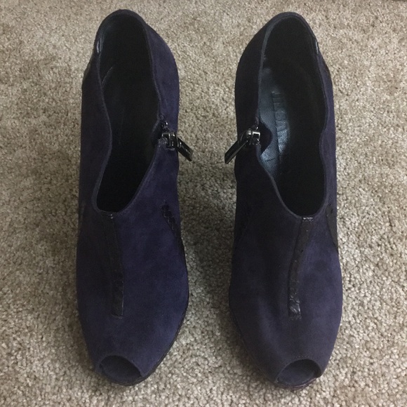 JIL SANDER Suede & Snakeskin Peep Toe Booties - Picture 2 of 8